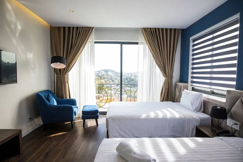 Stillus Boutique Hotel, bức tranh nghệ thuật đậm nét kiến trúc Pháp