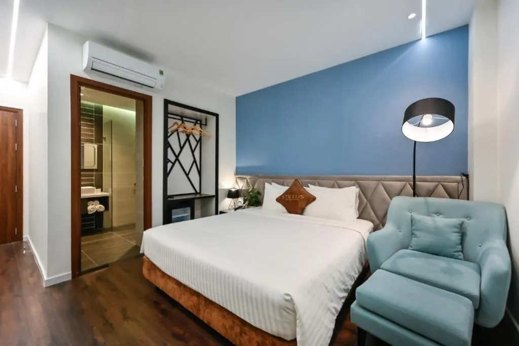 Stillus Boutique Hotel, bức tranh nghệ thuật đậm nét kiến trúc Pháp