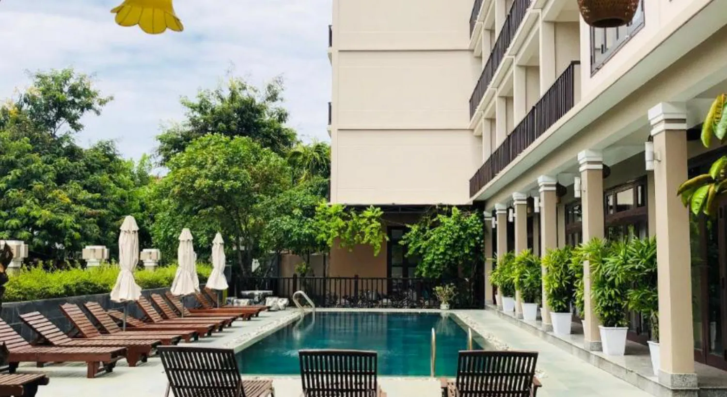 Sunshine Hotel Hội An – Tia nắng sáng ngay giữa phố cổ Hội An và bãi biển Mỹ Khê