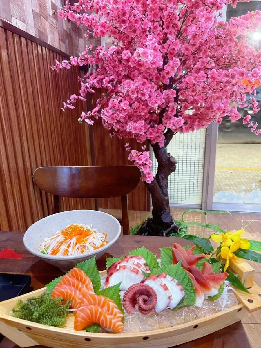 Sushi băng chuyền Sister, thưởng thức ẩm thực chuẩn vị xứ sở hoa anh đào