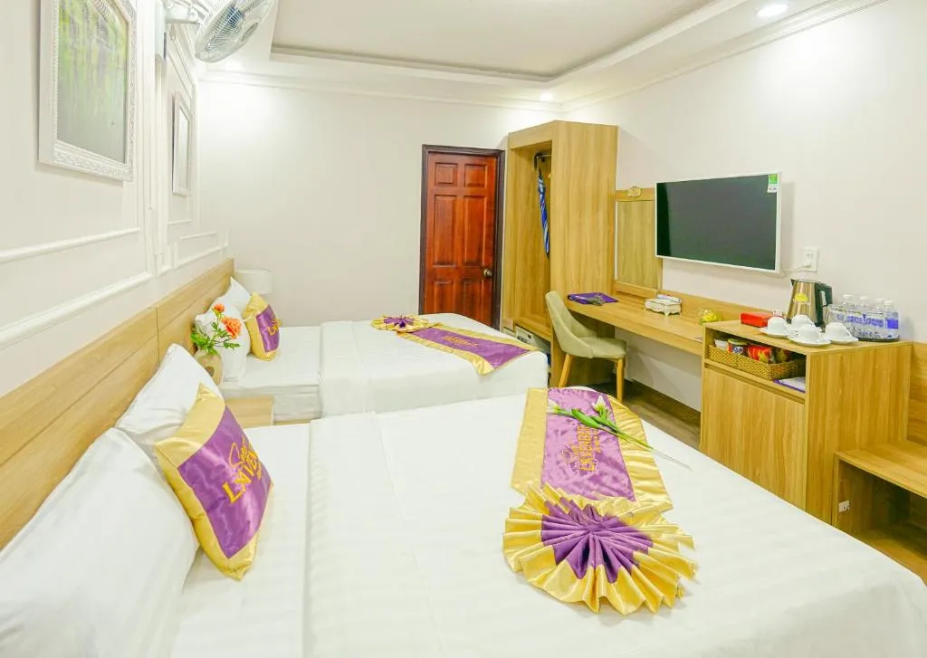 Sweet Lavender Hotel khiến bao người thổn thức vì sự ngọt ngào, dịu dàng đến lạ