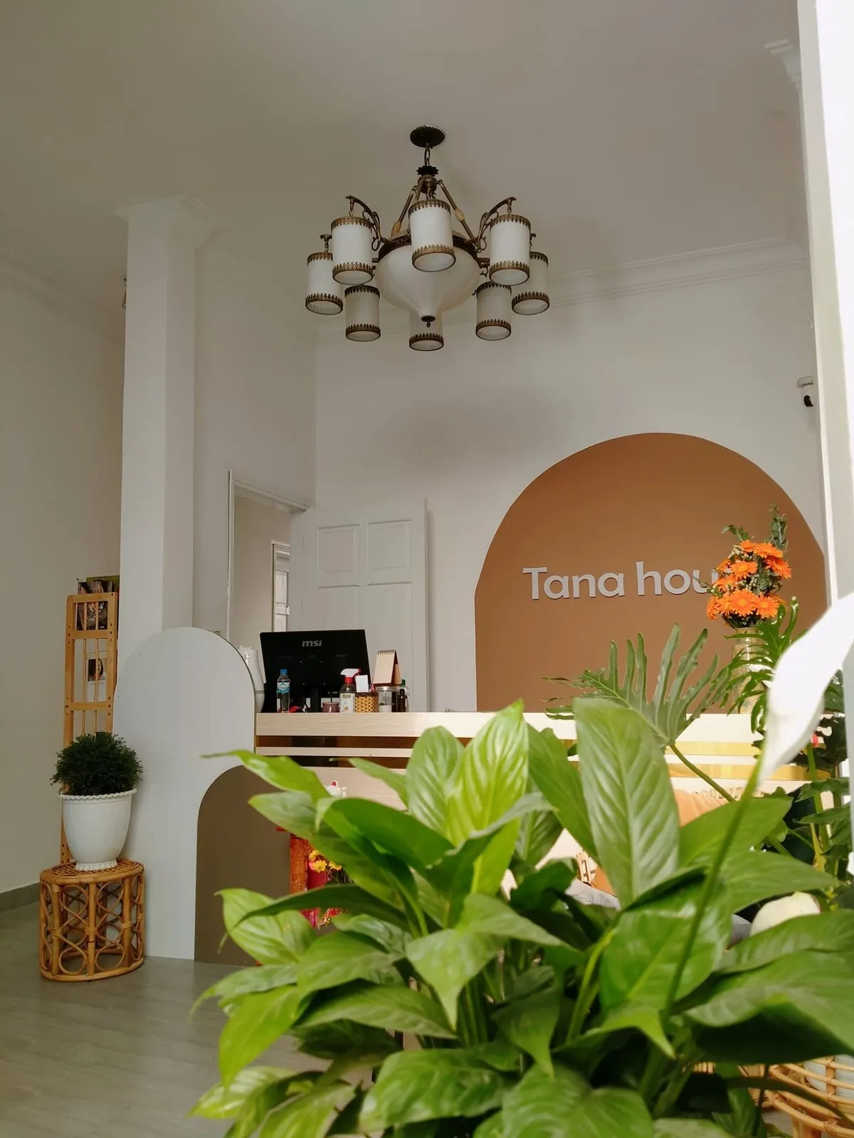 Tana House, điểm lưu trú với giá phòng bình ổn