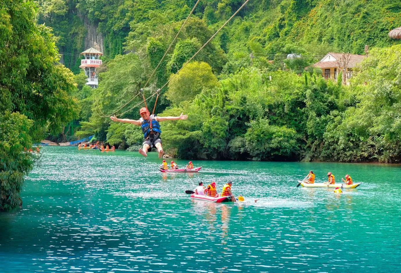 Tất tần tật trải nghiệm zipline Sông Chày Hang Tối Quảng Bình