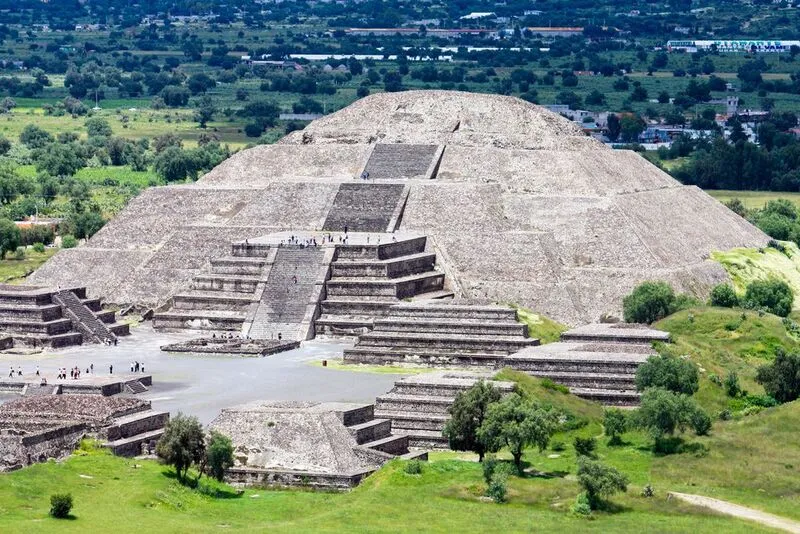 Teotihuacan thành phố cổ nơi các vị thần được tạo ra ở Mexico