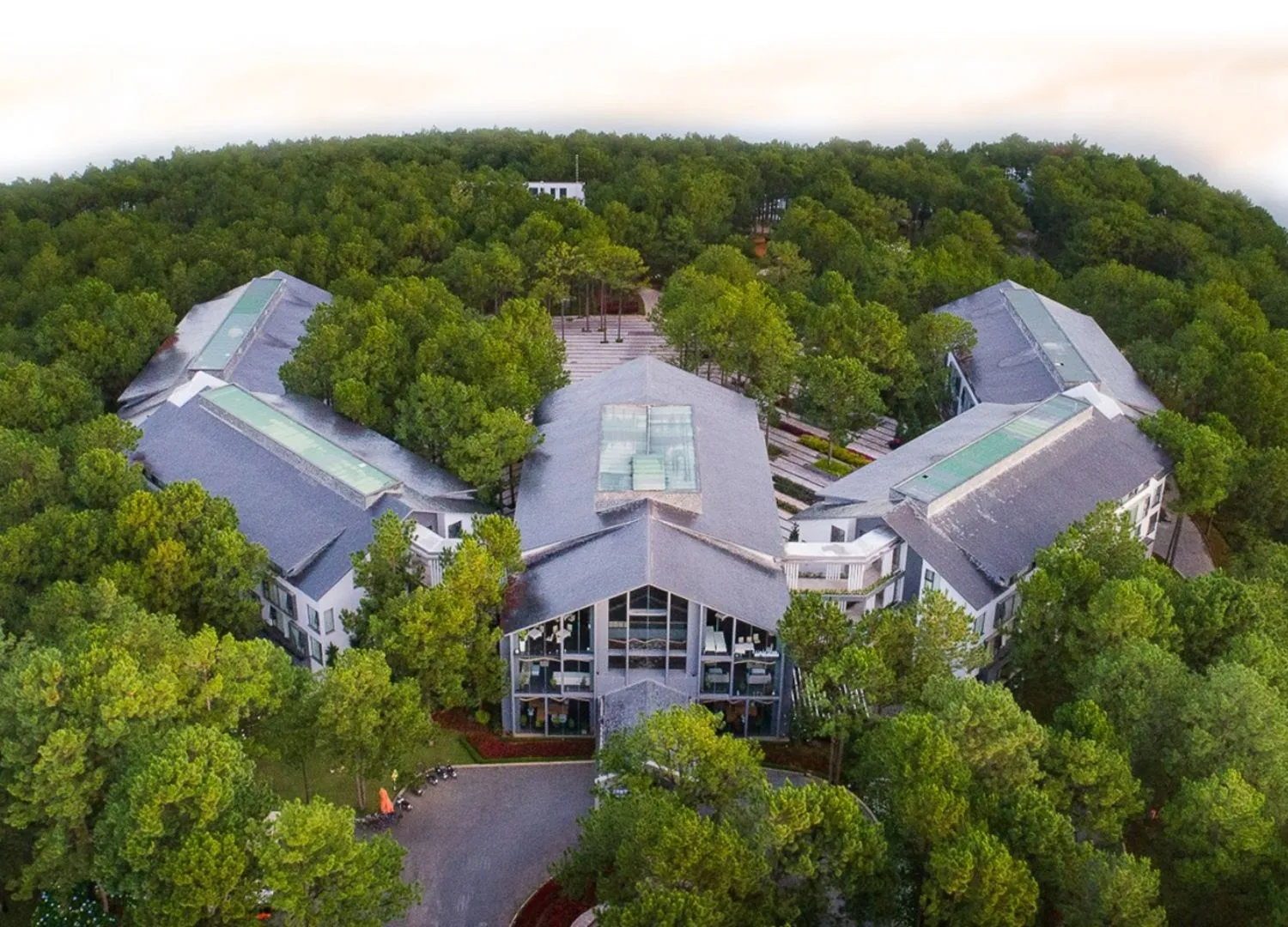 Terracotta Hotel Resort Dalat, nét bình yên bên đồi thông