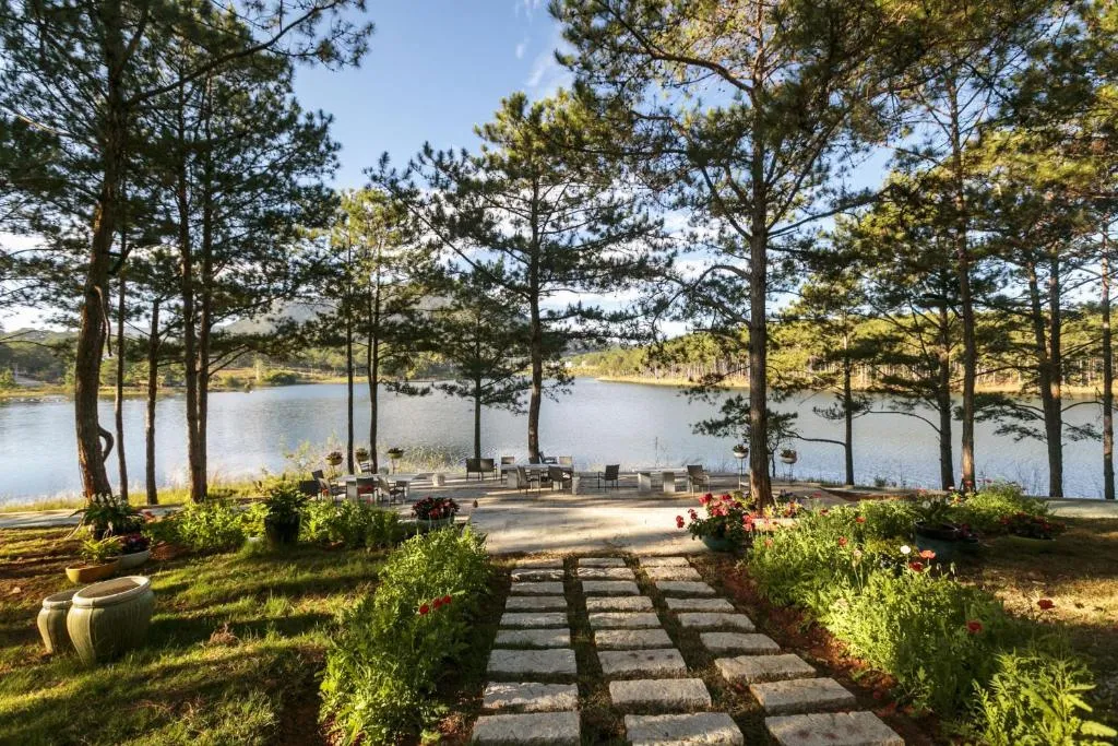 Terracotta Villa Tuyen Lam Lake Dalat, chốn thanh bình giữa lòng Đà Lạt