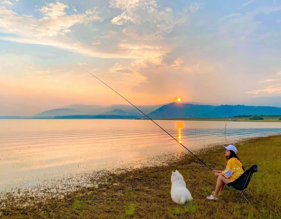 Tham quan Hồ Dầu Tiếng Tây Ninh, chiêm ngưỡng vẻ đẹp hoang sơ