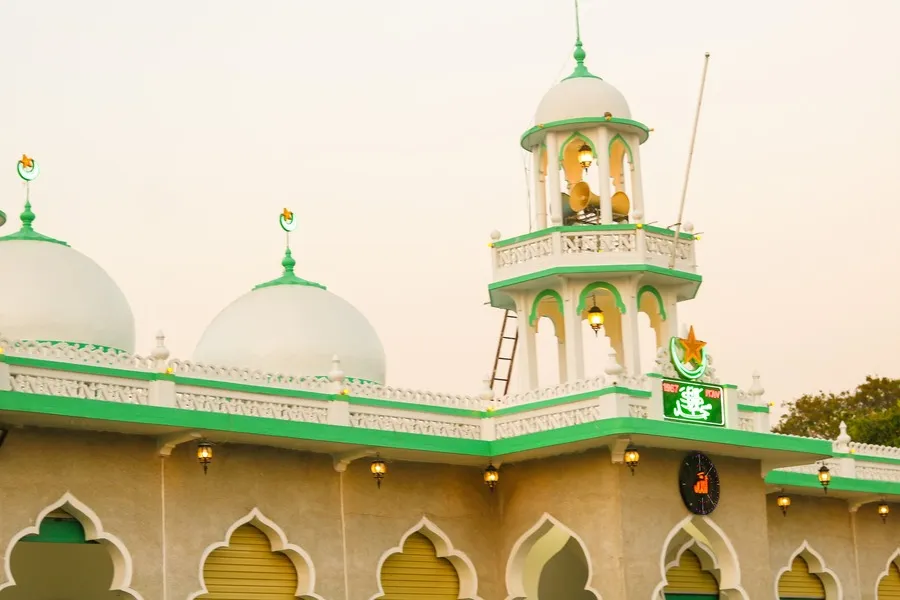 Thánh đường Hồi Giáo Jamuil Azhar Mosque, không gian đặc sắc vùng Tân Châu