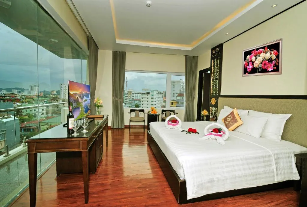 Thanh Lich Hue Hotel mang phong cách trang nhã tại trung tâm cố đô