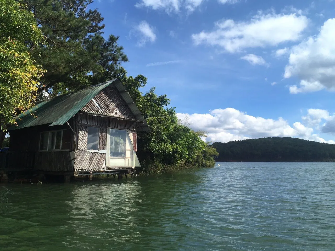 The Lake House Dalat, điểm nghỉ chân có view xịn kế bên Hồ Tuyền Lâm