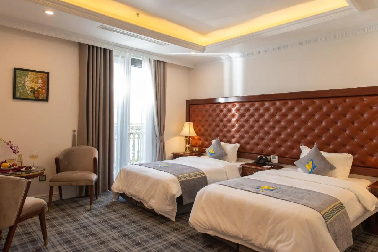 THE SHINE HOTEL, nơi lưu trú tuyệt vời cho chuyến du lịch của bạn