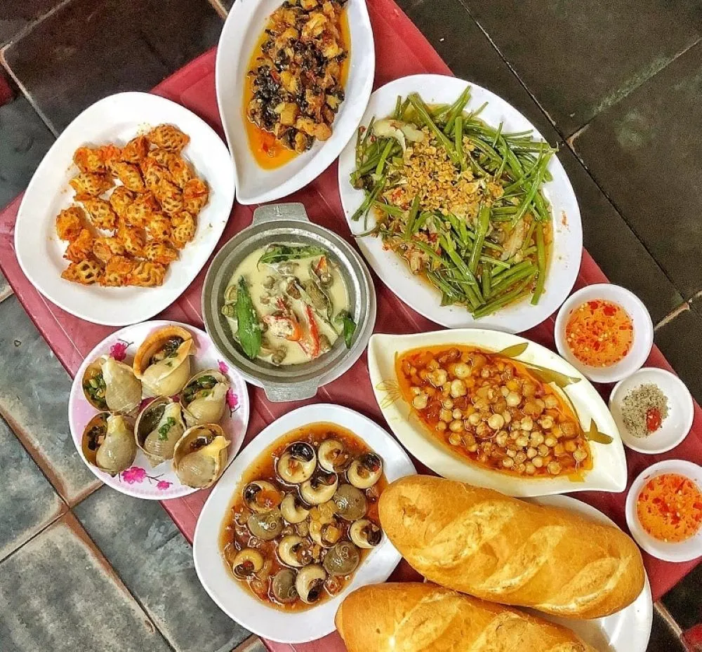 Thỏa mãn với đủ thứ món ăn vặt nổi tiếng Hải Phòng