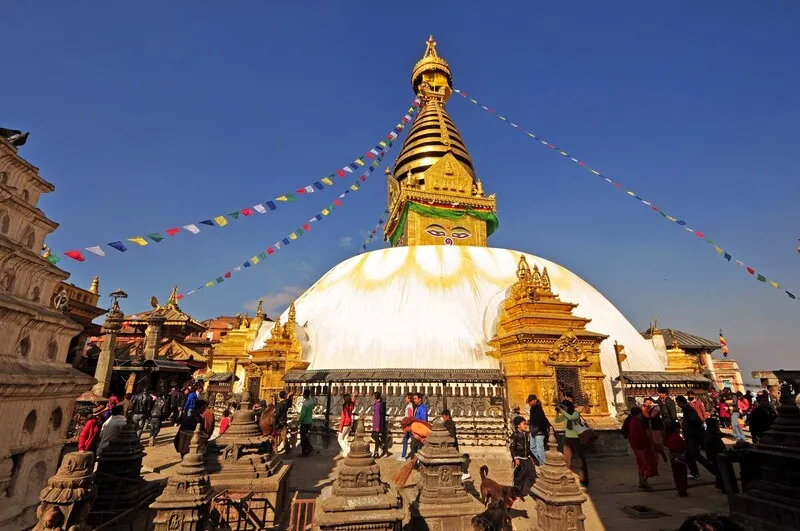 Thủ đô Kathmandu Nepal linh thiêng bên tiếng kinh cầu