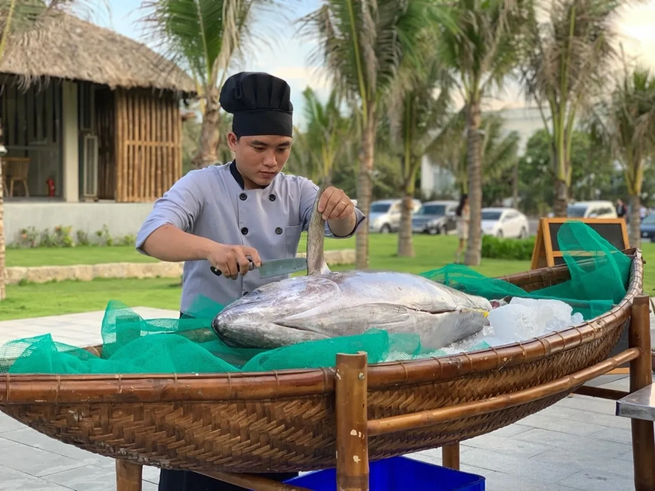 Thưởng thức ẩm thực trong không gian nắng gió hòa quyện tại nhà hàng Sala – Tuy Hoà Beach Phú Yên