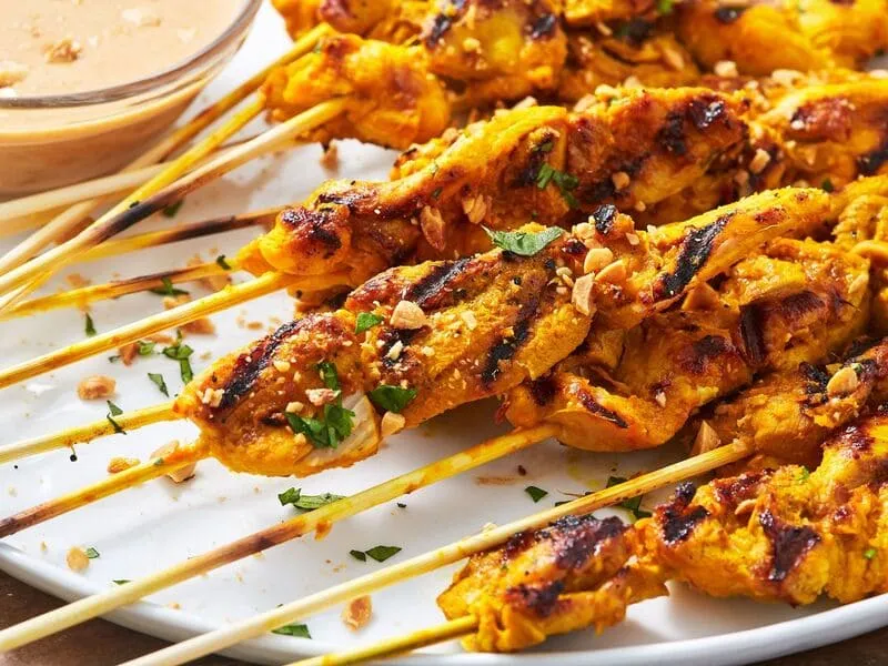 Thưởng thức món nướng Satay, một dấu ấn văn hóa thu hút tại Singapore