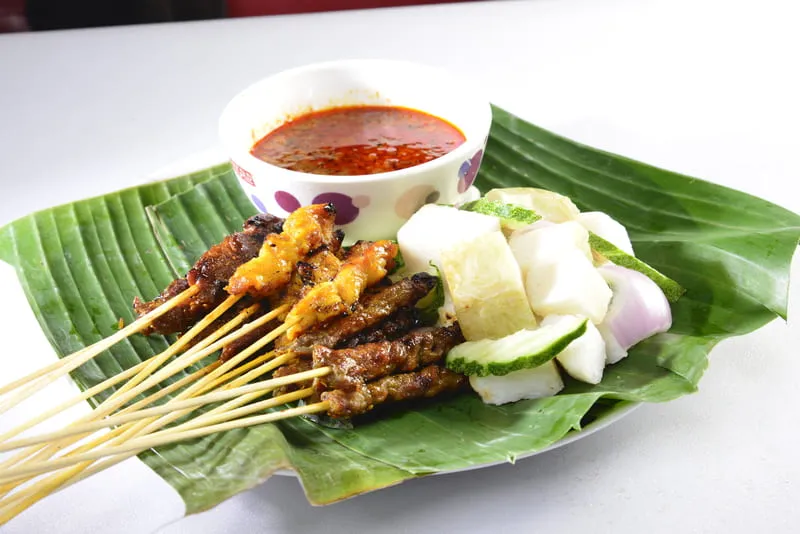 Thưởng thức món nướng Satay, một dấu ấn văn hóa thu hút tại Singapore