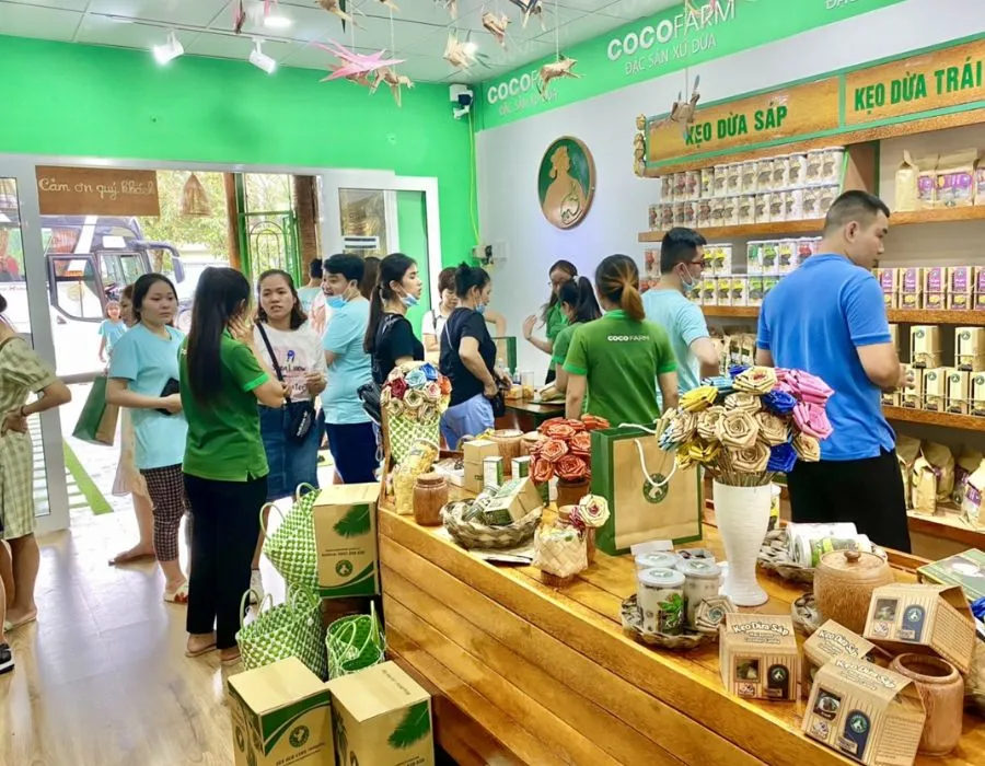 Tìm hiểu Cocofarm Store với loạt sản phẩm kẹo dừa ngon ngọt