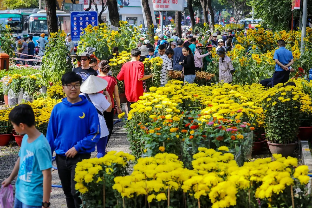 Top 10 chợ hoa Tết Hà Nội mà bạn nên ghé tham quan