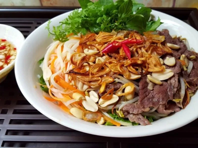 Top 10 quán bún trộn Nam Bộ ngon nhứt nách tại Hà Nội