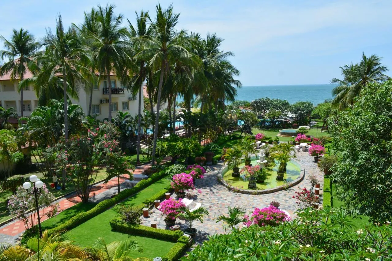 Top 5 khách sạn Phan Thiết 4 sao gần biển đẹp nhất