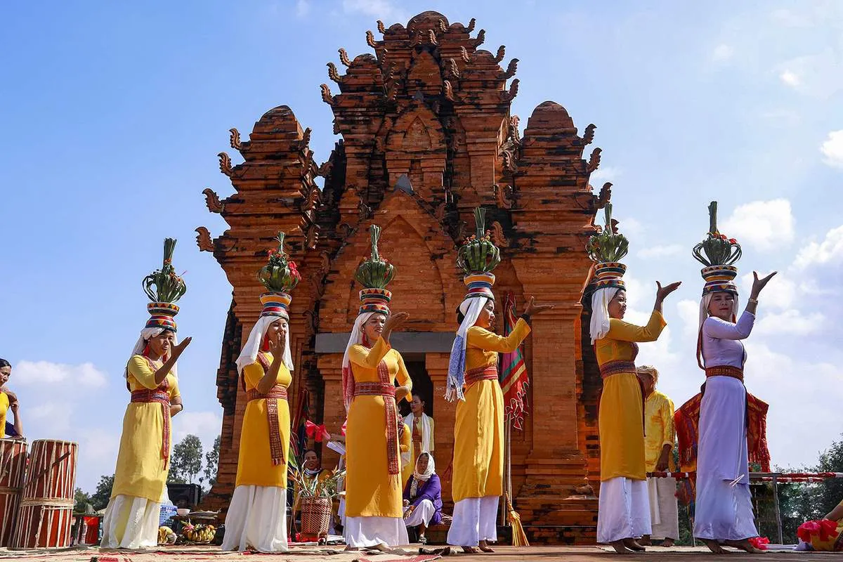 Top 5 lễ hội Ninh Thuận mang giá trị nhân văn sâu sắc