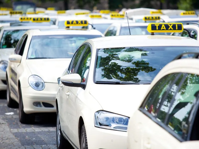 Top 8 hãng xe taxi Vinh Nghệ An uy tín số một hiện nay