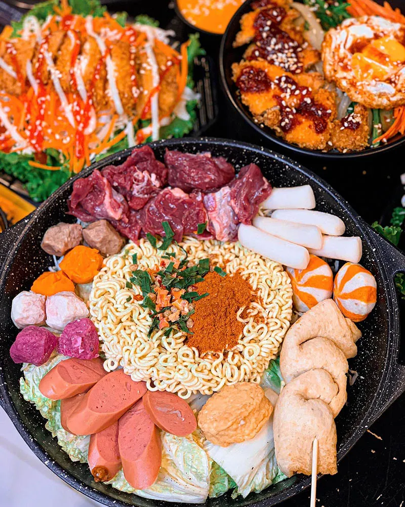 Top 8 quán lẩu tokbokki Sài Gòn chuẩn vị Hàn Quốc