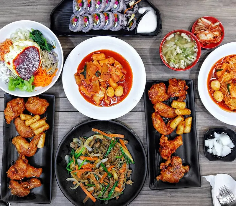 Top 8 quán lẩu tokbokki Sài Gòn chuẩn vị Hàn Quốc