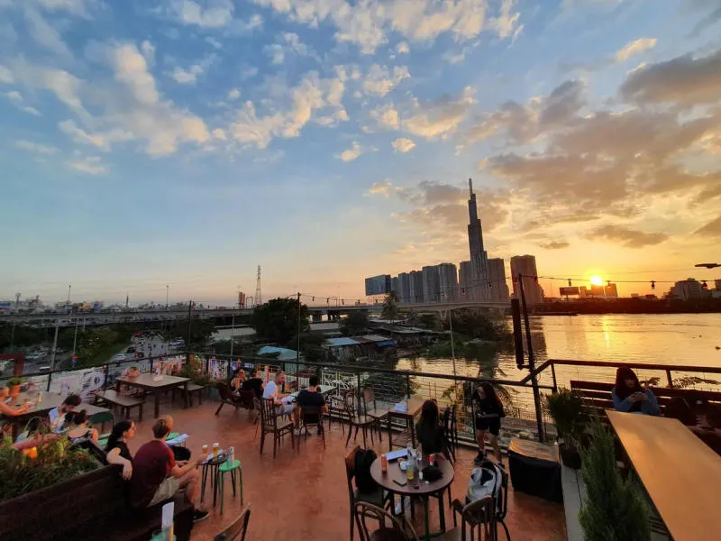 Top 8 quán rooftop quận 2 cực chill sở hữu view triệu đô