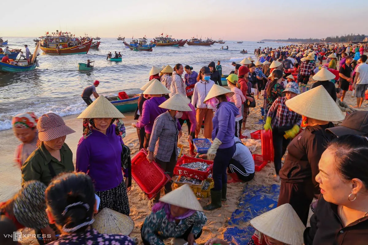 Top Bãi biển Quảng Bình với khung cảnh vừa hoang sơ, vừa thơ mộng