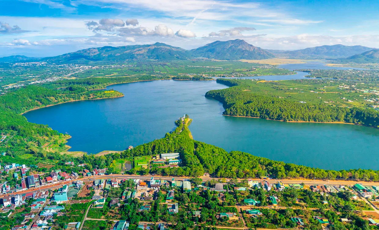 Tour Hà Nội – Gia Lai – Kon Tum – Biển Hồ 4N3D siêu hấp dẫn