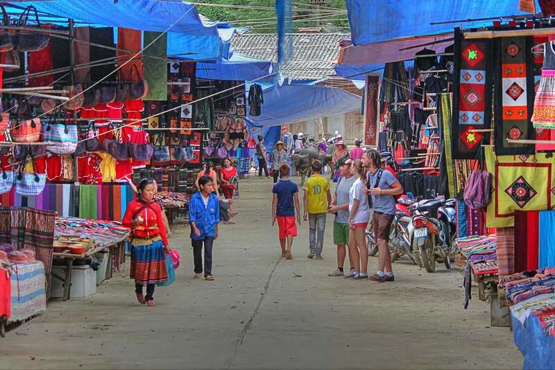 Trải nghiệm chợ phiên, nét đẹp văn hóa của vùng cao