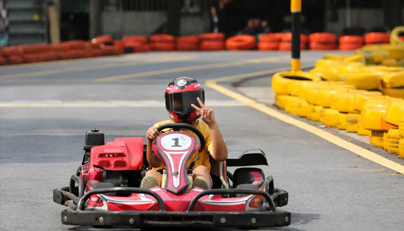 Trải nghiệm đua xe Go Kart cực cháy cho team mê tốc độ