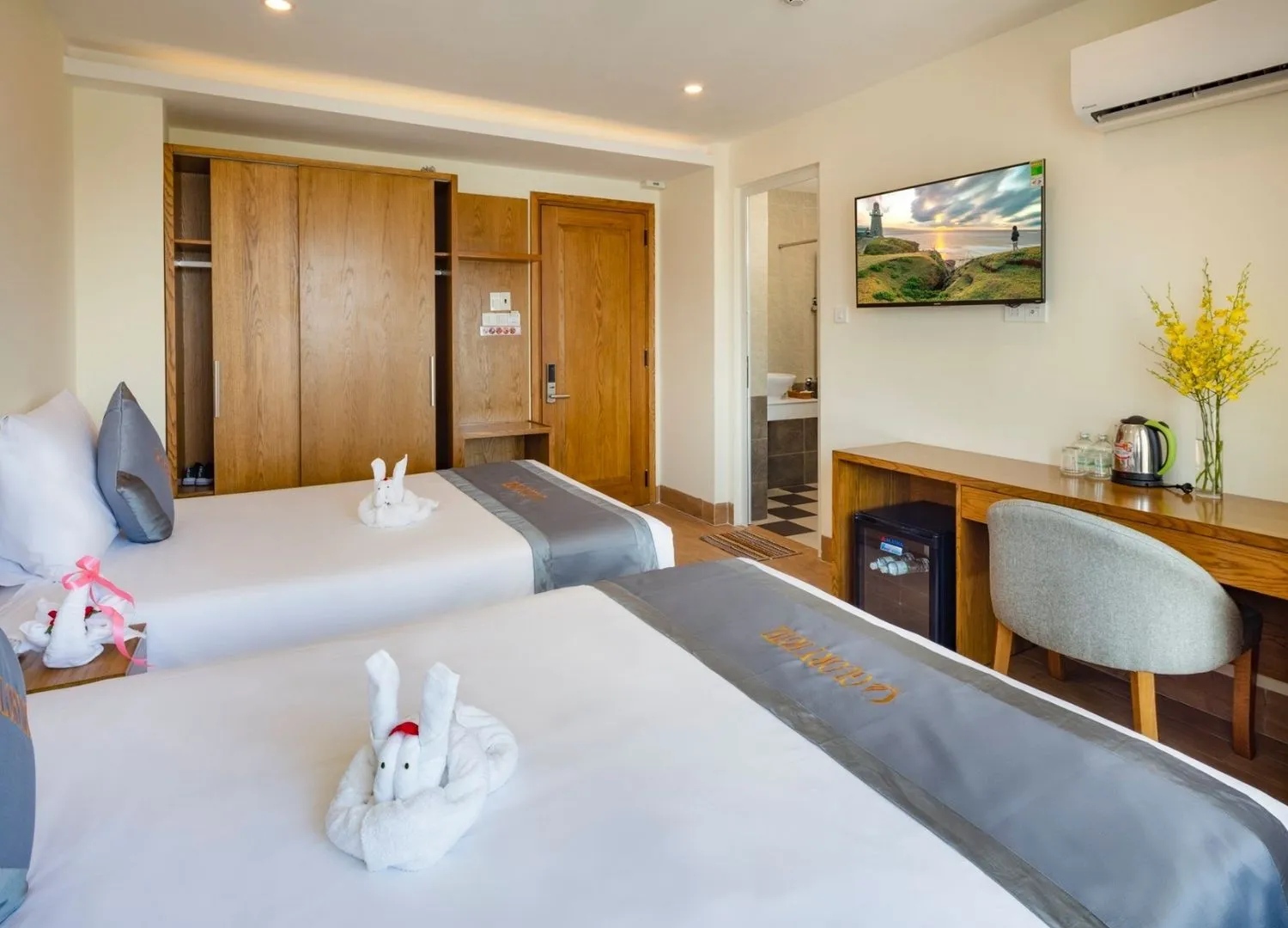 Trải nghiệm không gian Glory Hotel Nha Trang giản dị, yên bình