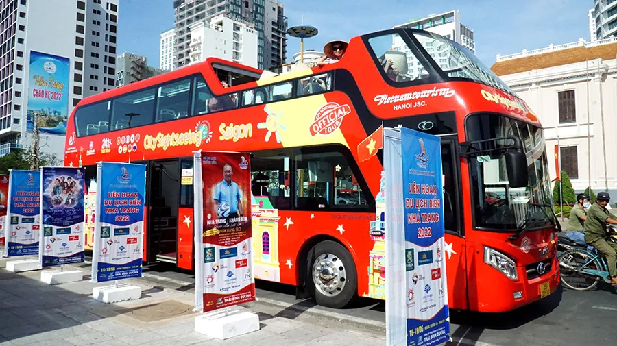 Trải nghiệm xe bus 2 tầng miễn phí ở Nha Trang cực thú vị