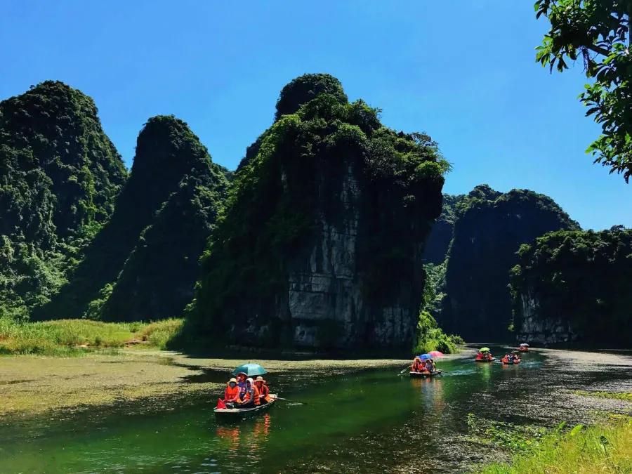 Tràng An khi mùa thu sang đẹp mê hồn như tranh vẽ