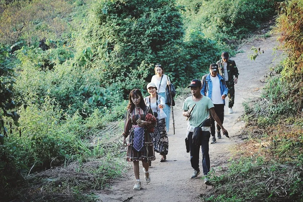 Trekking Mộc Châu – Hang Táu – Cung đường hoang sơ đầy cảm xúc tại thảo nguyên xanh