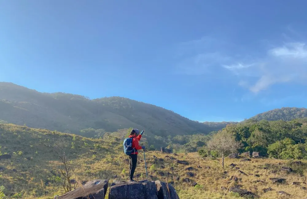 Trekking Núi Chúa lịch trình 2 ngày 1 đêm tham khảo