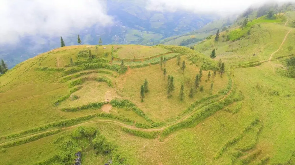 Trekking Suối Thầu – Hành trình khám phá thảo nguyên đẹp nhất Hà Giang