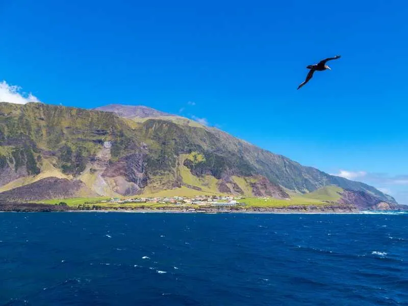 Tristan da Cunha miền đất cô độc giữa Nam Đại Tây Dương