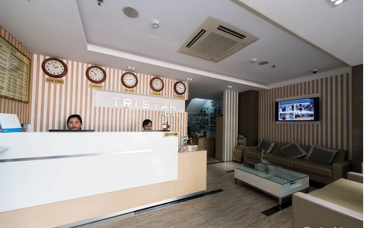 Tristar Hotel – Khách sạn 2 sao hiện đại nằm ngay tại trung tâm thành phố