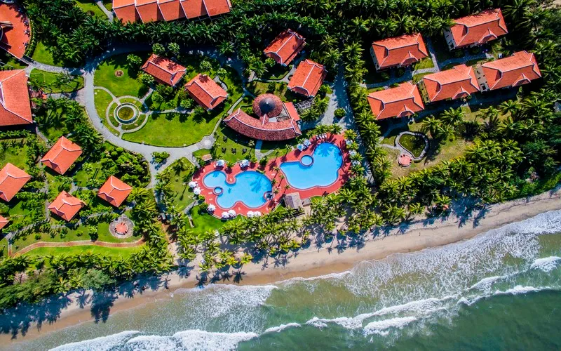 Tropical Beach Hoi An Resort – Vẻ đẹp thiên nhiên xanh mát tại khách sạn 4 sao