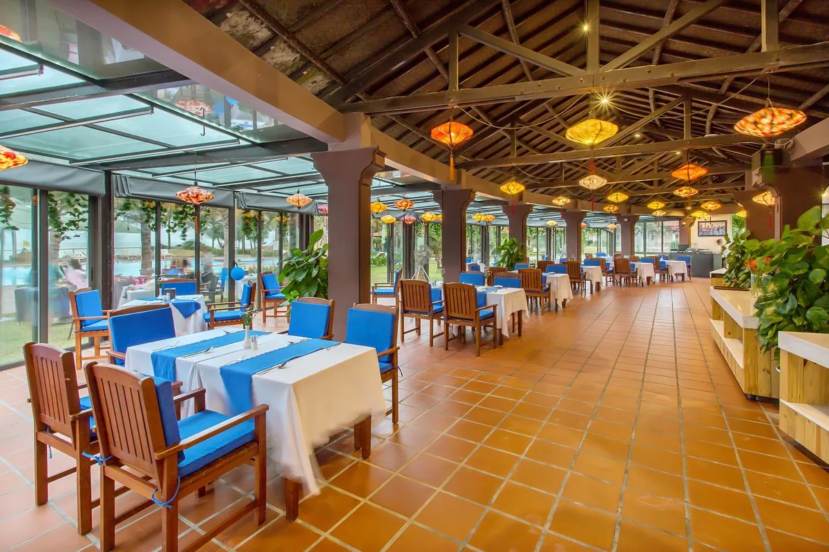 Tropical Beach Hoi An Resort – Vẻ đẹp thiên nhiên xanh mát tại khách sạn 4 sao