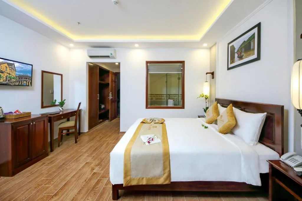 Uptown Hoi An Hotel – Sở hữu hồ bơi tuyệt đẹp trên sân thượng khiến bạn phải choáng ngợp