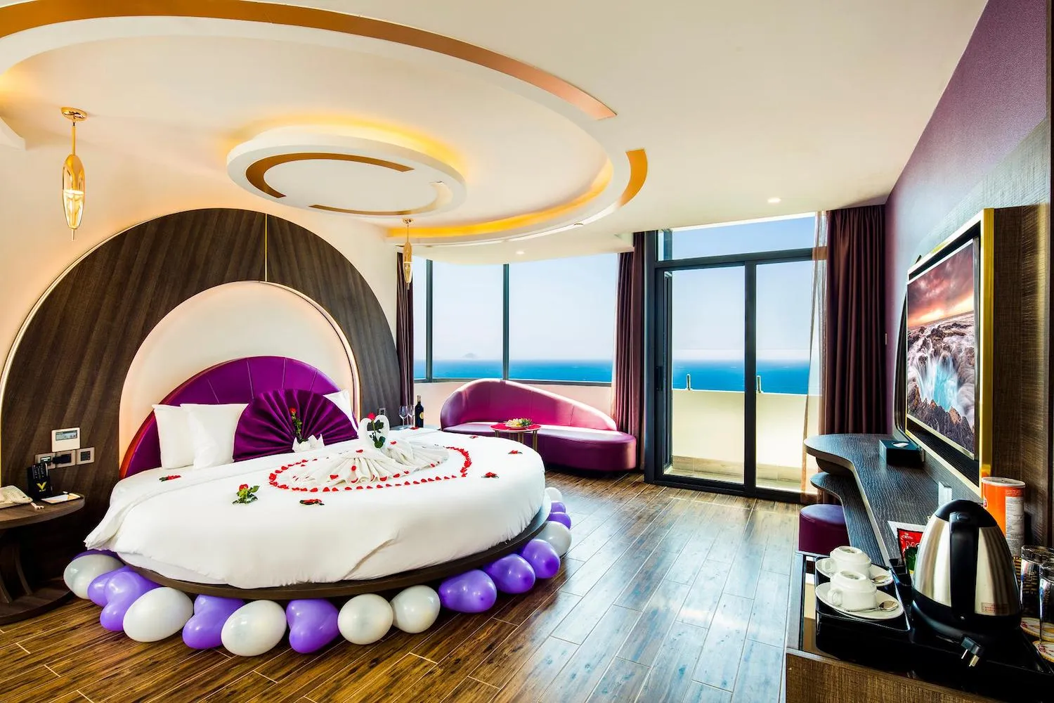 V Hotel Nha Trang – trải nghiệm phong cách Tây Âu tiêu chuẩn 4 sao