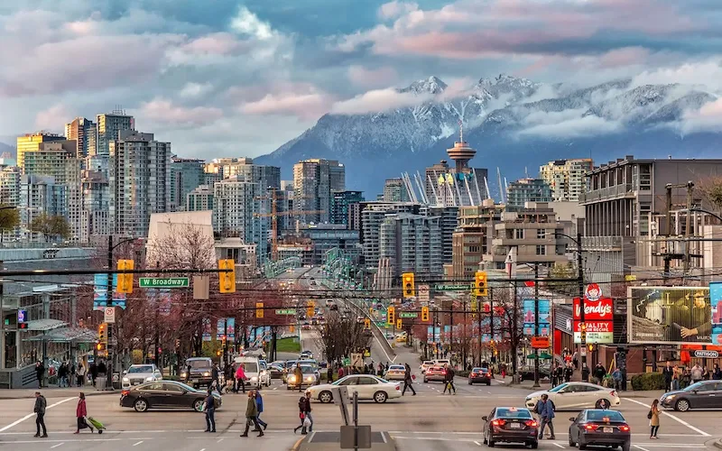 Vancouver, thành phố cảng căng tràn nhựa sống ở Tây Canada