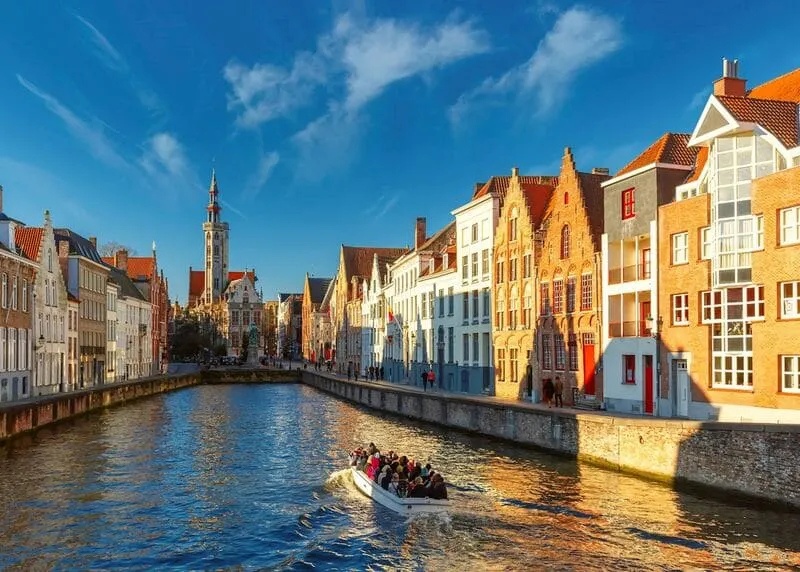 Vẻ đẹp điện ảnh của Thành phố Bruges lộng lẫy nhất nước Bỉ