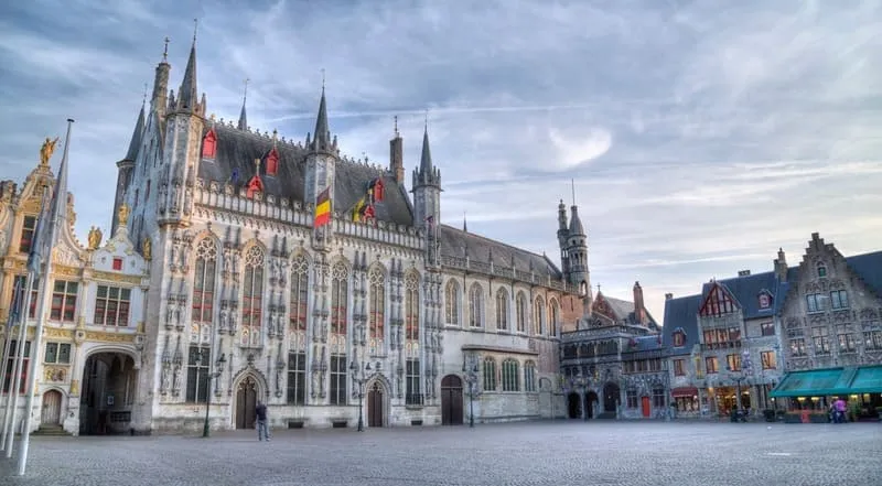 Vẻ đẹp điện ảnh của Thành phố Bruges lộng lẫy nhất nước Bỉ