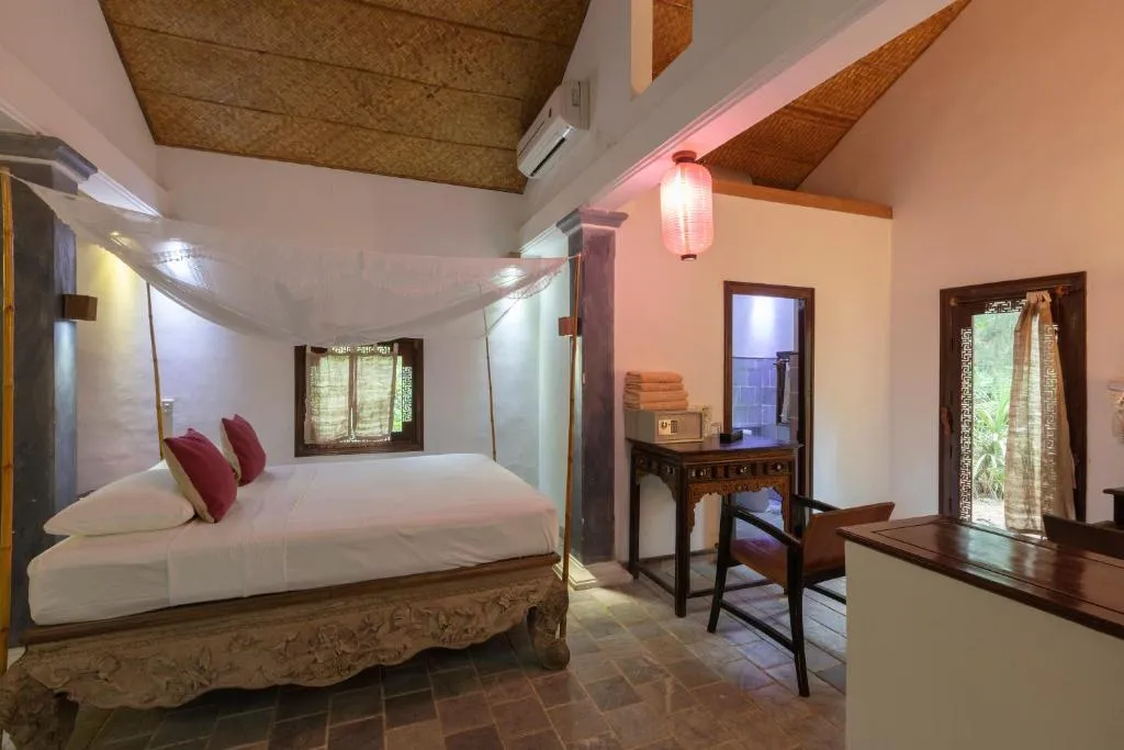 Villa Louise Hue Beach Boutique, kiến trúc cổ ẩn mình bên bờ biển xanh