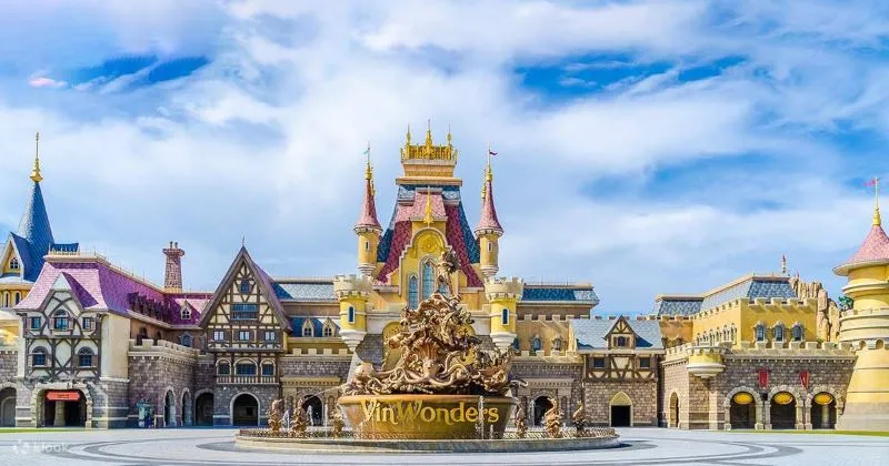 VinHolidays Fiesta Phú Quốc, khách sạn tối giản và thông minh đầu tiên tại Việt Nam